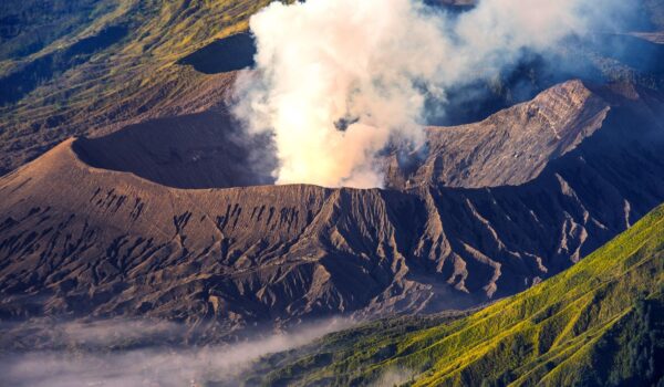 katla series netflix series cortas - drama y ciencia ficción- binger- aramaca blog erupciones volcan